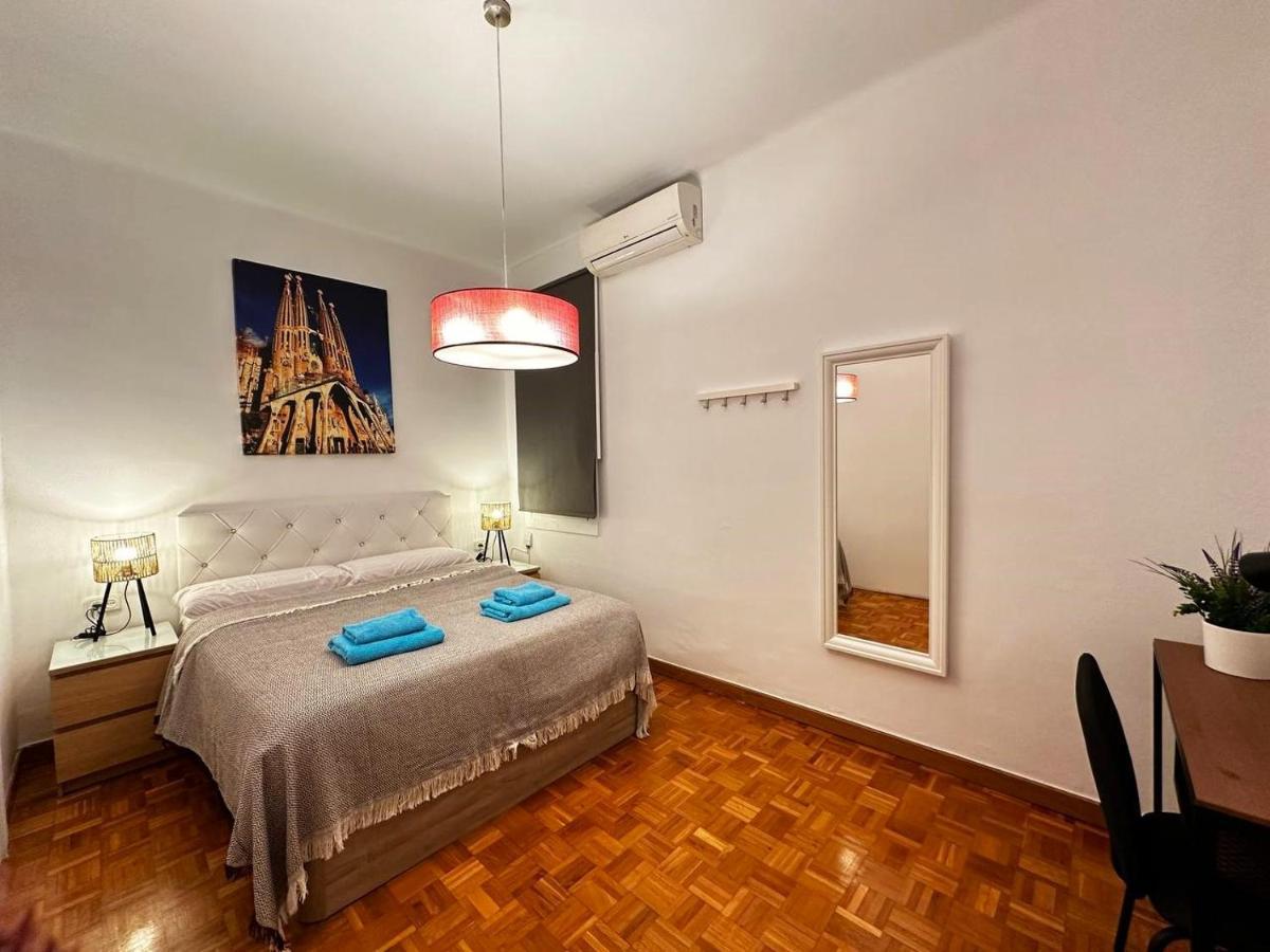 Rooms Nuevo Roger Barcellona Esterno foto