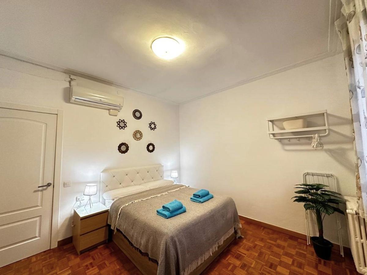 Rooms Nuevo Roger Barcellona Esterno foto